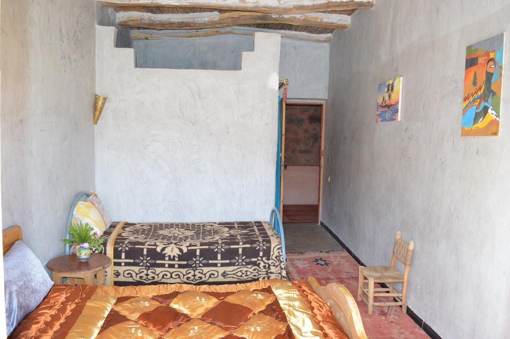 Auberge Le Jardin De La Source Aït Ben Ali Buitenkant foto