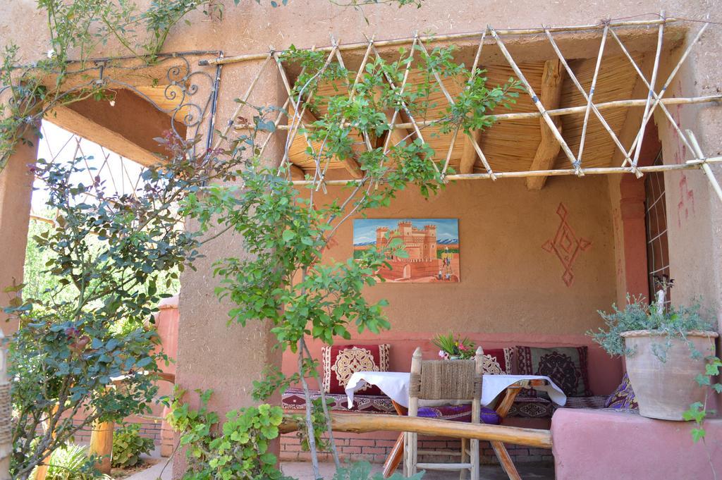 Auberge Le Jardin De La Source Aït Ben Ali Buitenkant foto