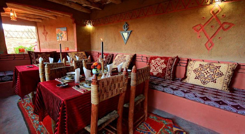 Auberge Le Jardin De La Source Aït Ben Ali Buitenkant foto