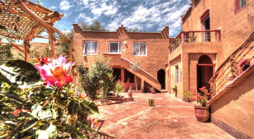 Auberge Le Jardin De La Source Aït Ben Ali Buitenkant foto