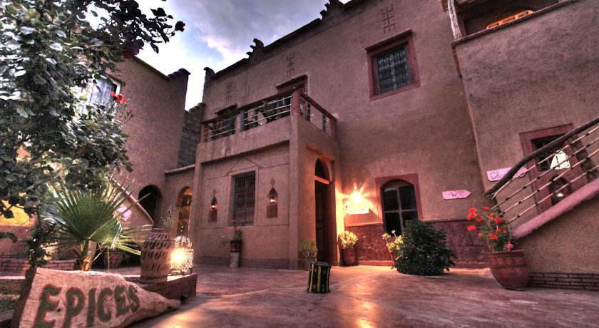 Auberge Le Jardin De La Source Aït Ben Ali Buitenkant foto